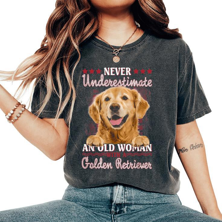 Never Underestimate An Old Woman With A Golden Retriever Women's Oversized Comfort T-Shirt