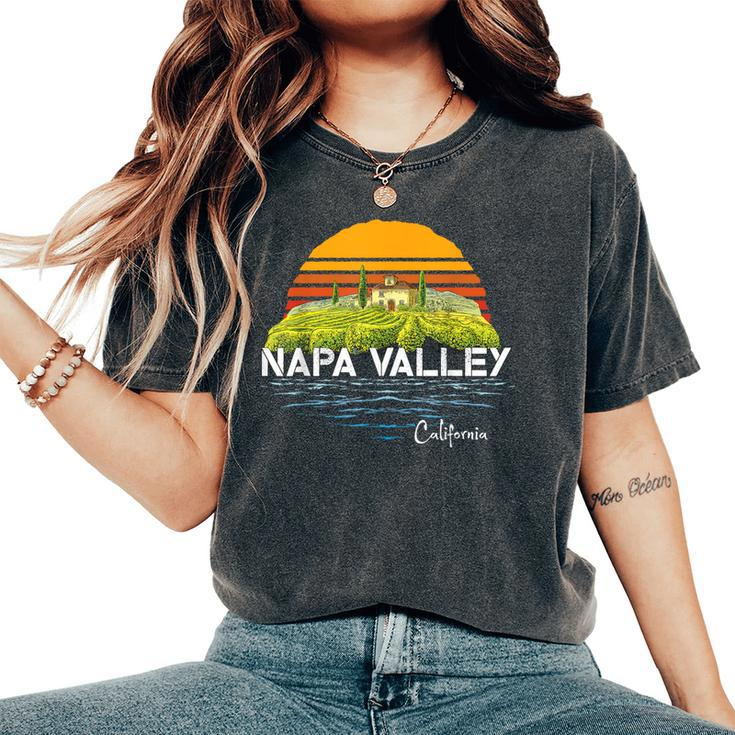 Vintage Napa Valley Winery California Souvenir Women's Oversized Comfort T-Shirt