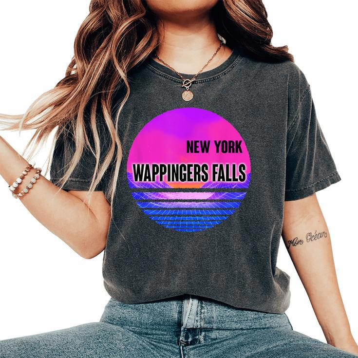 Vintage Wappingers Falls Vaporwave New York Women's Oversized Comfort T-Shirt