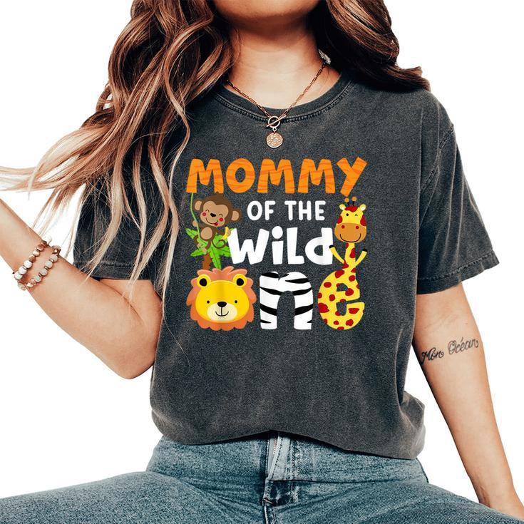 Mommy Of The Wild One Zoo Theme Bday Safari Jungle Animals Women's Oversized Comfort T-Shirt
