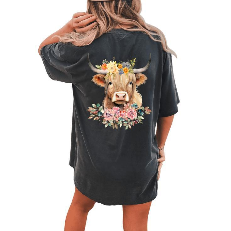Cute Baby Highland Cow With Flowers Calf Animal Christmas Women's Oversized Comfort T-shirt Back Print
