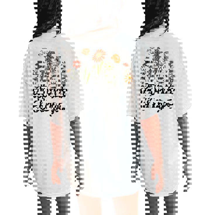 Retro Cultivando Bilingues Dual Language Bilingual Teacher Women's Oversized Comfort T-Shirt Back Print