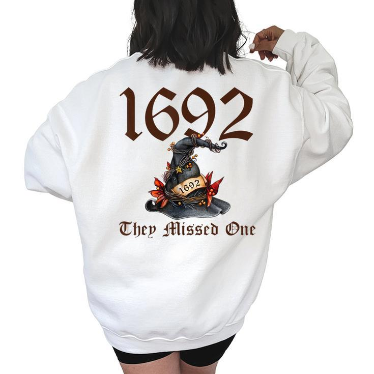 Retro Vintage Salem 1692 They Missed One Floral Witch Hat Women's Oversized Sweatshirt Back Print