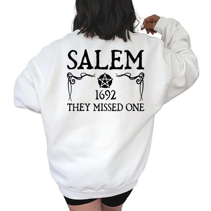Vintage Halloween Costume Salem 1692 They Missed One Women's Oversized Sweatshirt Back Print