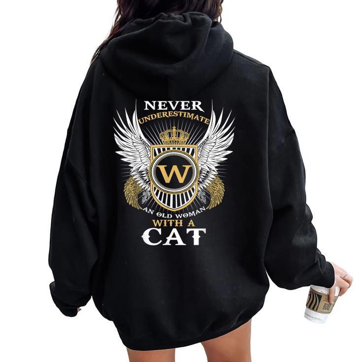 Never Underestimate An Old Woman With T Women Oversized Hoodie Back Print
