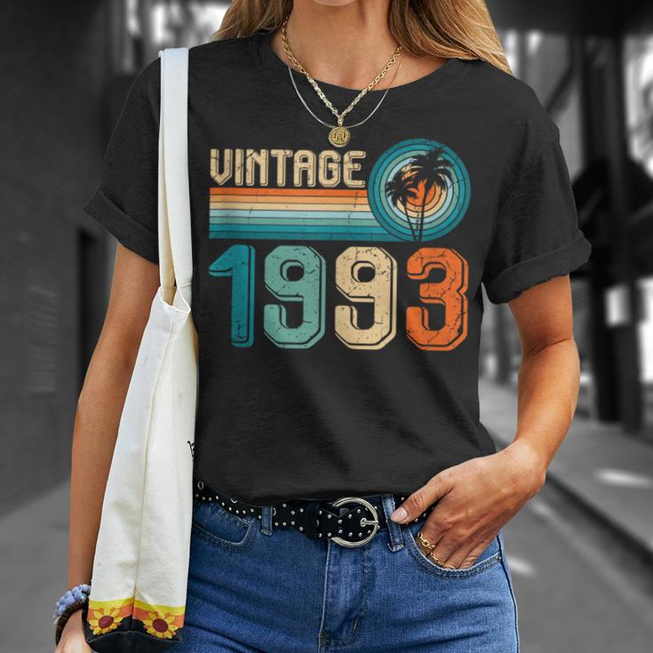 30 Year Old Gift Vintage Born In 1993 30Th Birthday Retro Unisex T-Shirt Gifts for Her
