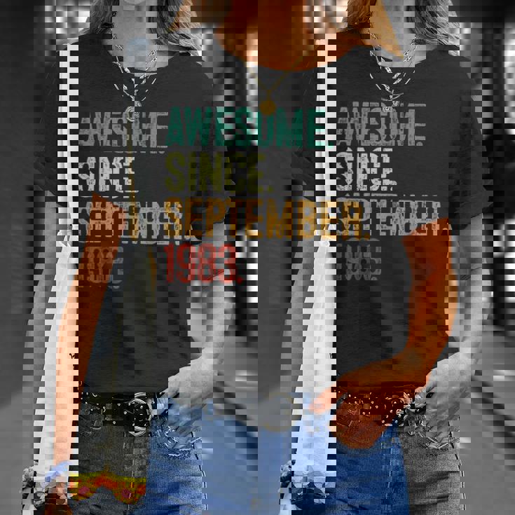 40 Year Old Awesome Since September 1983 40Th Birthday T-Shirt Gifts for Her