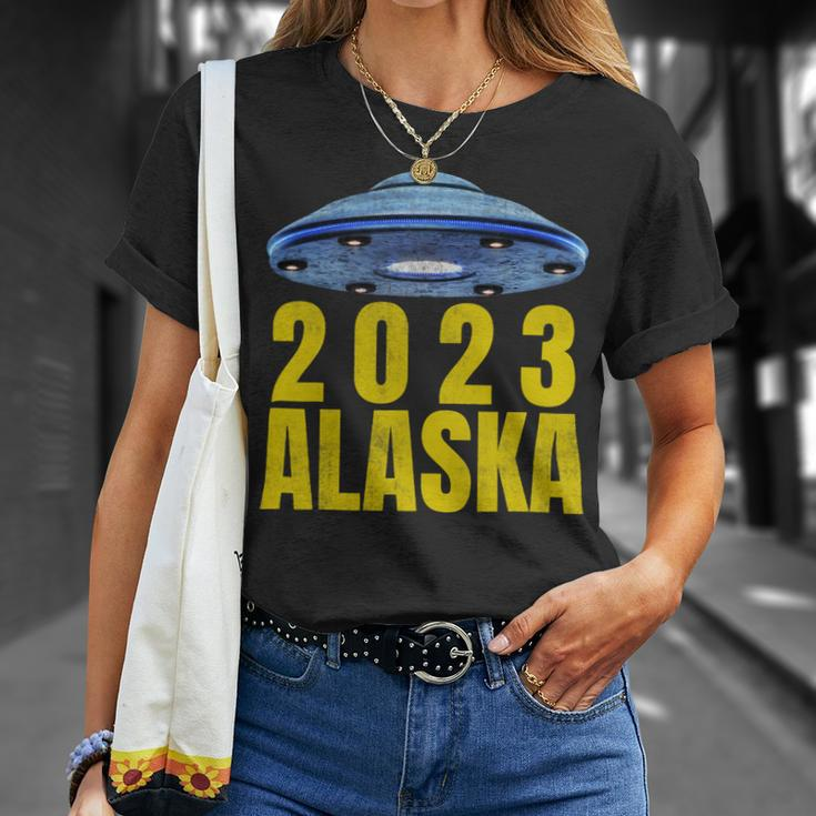 Alaska 2Alien Ufo For Science Fiction Lovers Unisex T-Shirt Gifts for Her