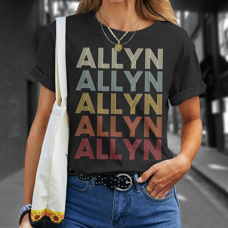 Allyn Washington Allyn Wa Retro Vintage Text T-Shirt Gifts for Her