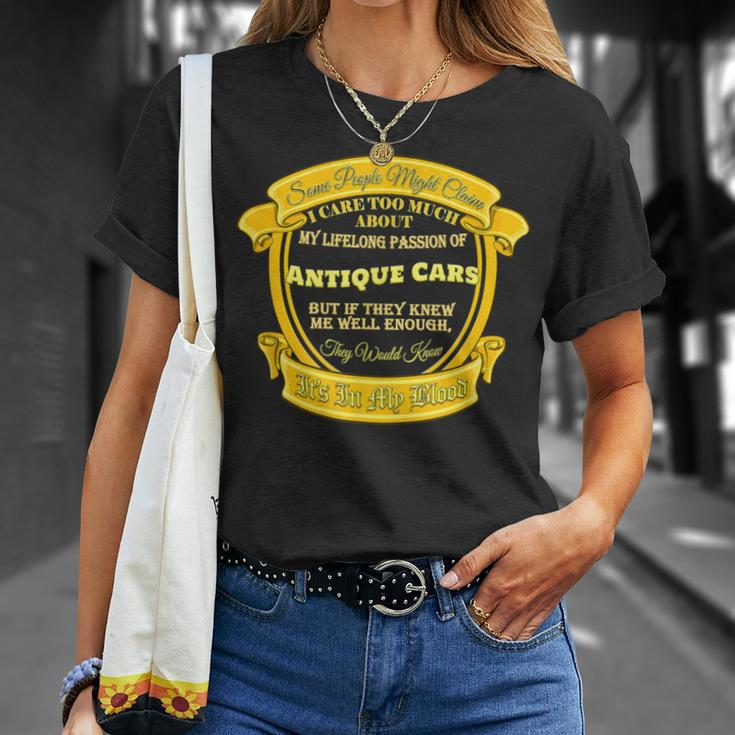 Big Into Antique Cars Perfect For Lovers Of Antique Cars T-Shirt Gifts for Her