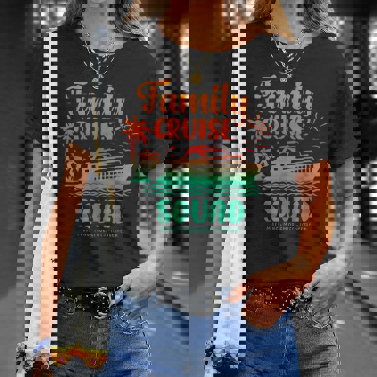 Cruise Squad 2024 Family Trips Making Memories Vocation T-Shirt Gifts for Her