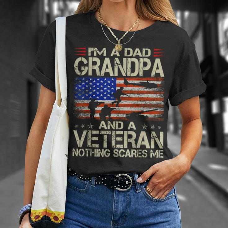 I'm A Dad Grandpa And Veteran Retro Papa Grandpa T-Shirt Gifts for Her