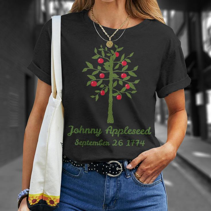 Johnny Appleseed Apple Orchard Farmer Nature Massachusetts T-Shirt Gifts for Her