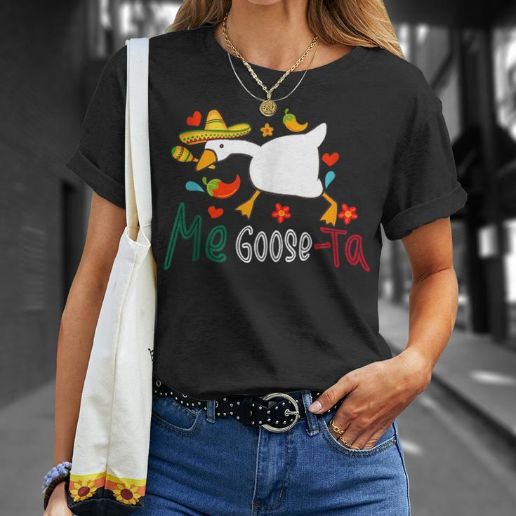 Me Goose Ta Mexican Funny Spanish Goose Meme Cincode Mayo Unisex T-Shirt Gifts for Her