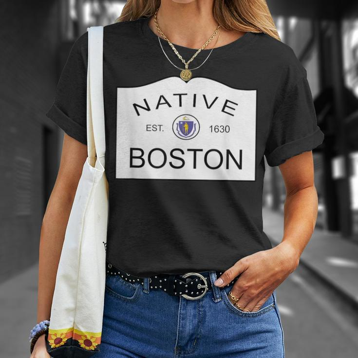 Native Boston Massachusetts Ma City Town New England Mass T-Shirt Gifts for Her
