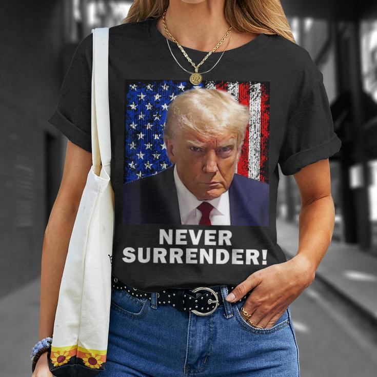 President Legend Trump 2024 -Shot Never Surrender T-Shirt Gifts for Her