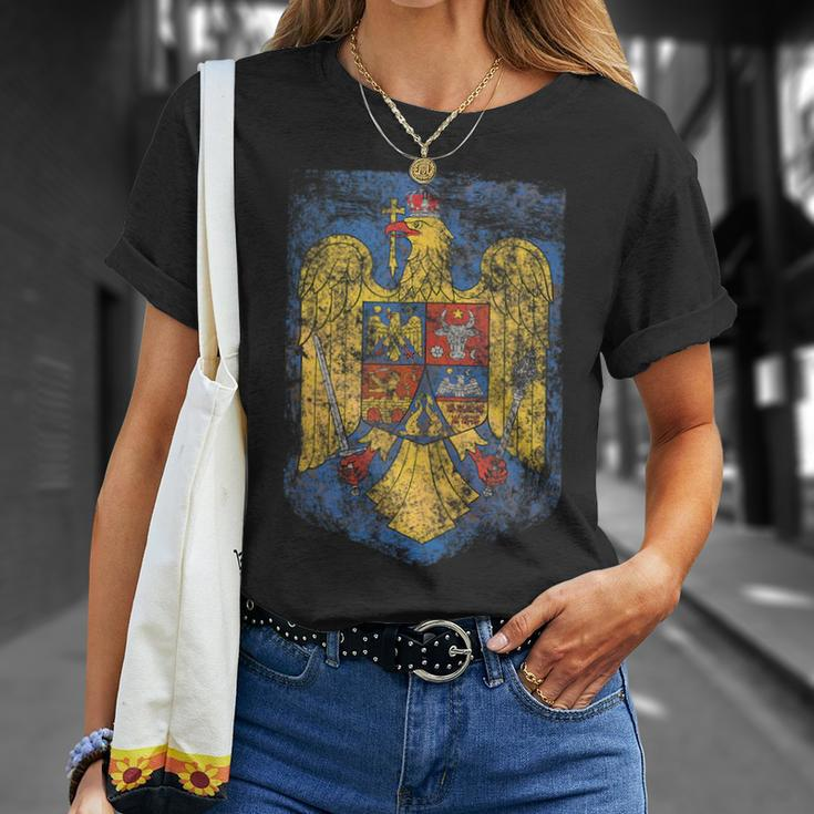 Romanian Pride Coat - Of Arms Of Romania Heritage Celtic Unisex T-Shirt Gifts for Her