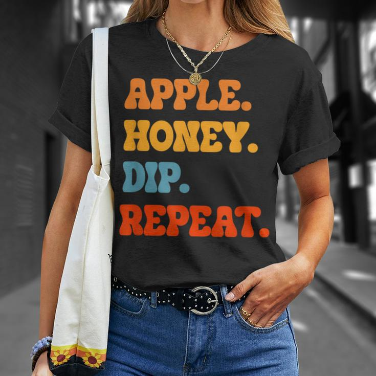 Rosh Hashanah Apple Honey Dip Repeat Jewish New Year Shofar T-Shirt Gifts for Her