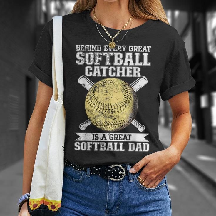 Softball Catcher Dad Pitcher Fastpitch Coach Fathers Day Unisex T-Shirt Gifts for Her
