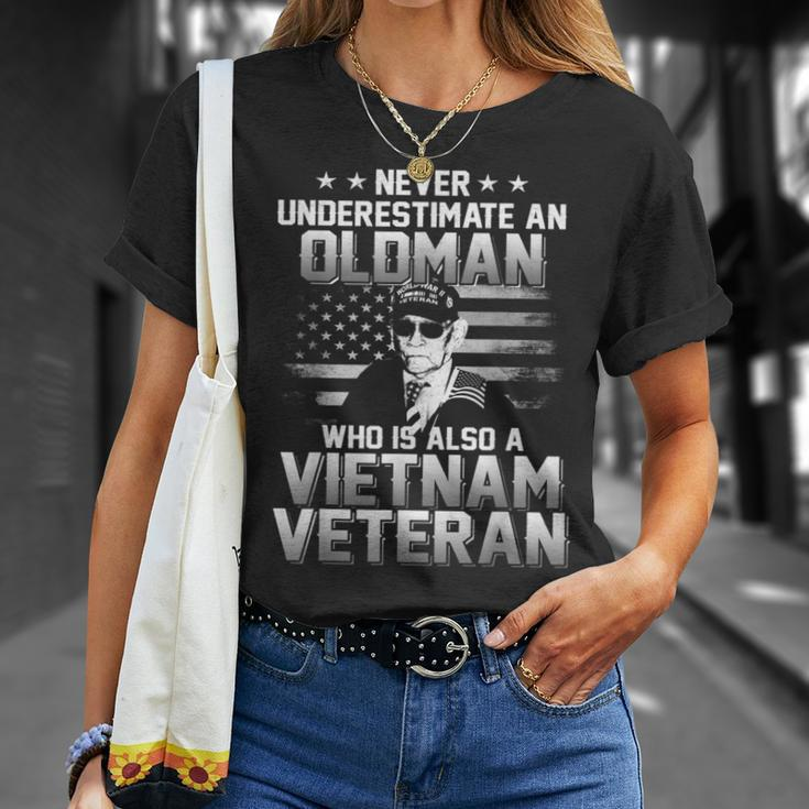 Never Underestimate An Oldman Vietnam Veteran T-Shirt Gifts for Her