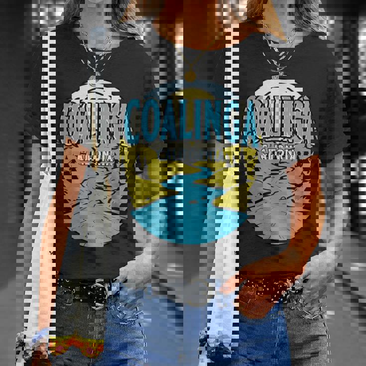 Vintage Coalinga California River Valley Souvenir Print T-Shirt Gifts for Her