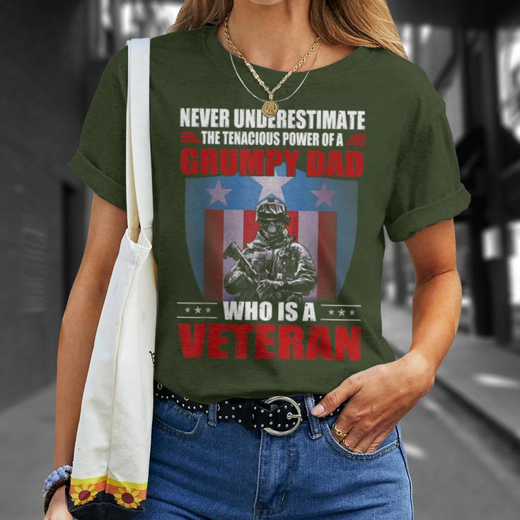 Never Underestimate A Grumpy Dad Who Is A Veteran Xmas T-Shirt Gifts for Her