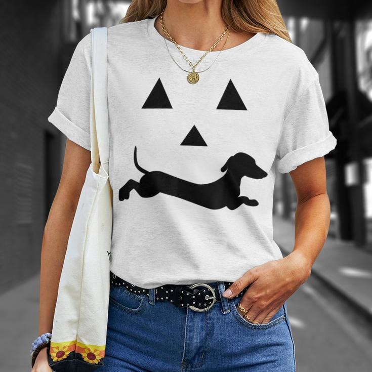 Dachshund Jack O Lantern Pumpkin Face For Halloween T-Shirt Gifts for Her