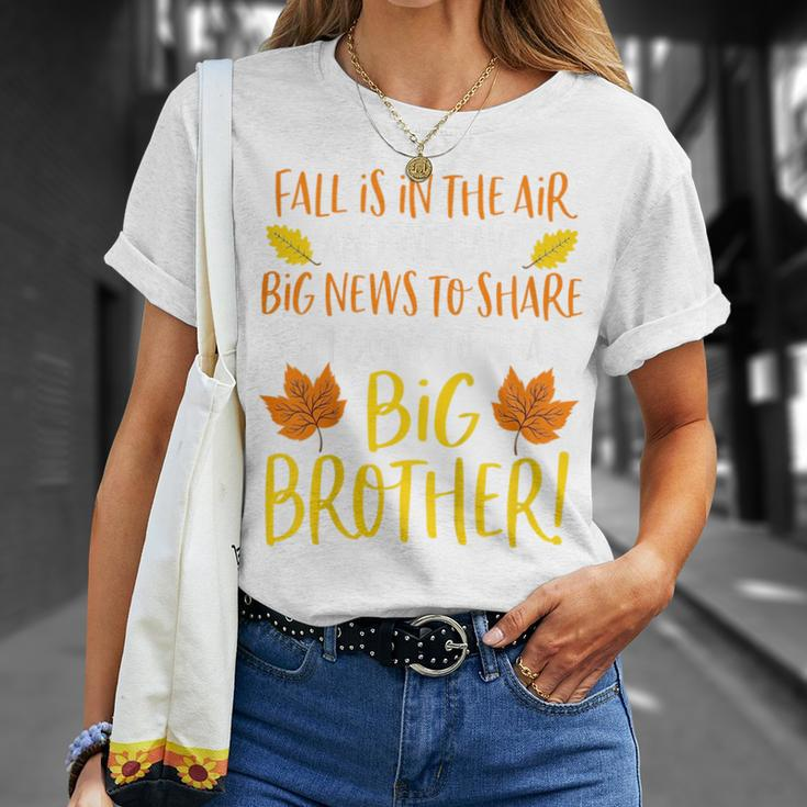 Kids Big Brother Fall Pregnancy Announcement Autumn Baby 2 Unisex T-Shirt Gifts for Her