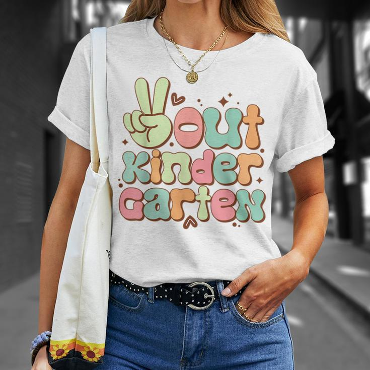 Peace Out Kindergarten Cute Groovy Last Day Of Kindergarten Unisex T-Shirt Gifts for Her