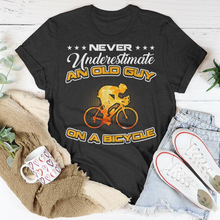 Bicycle Never Underestimate An Old Guy On A Bicycle T-Shirt Funny Gifts