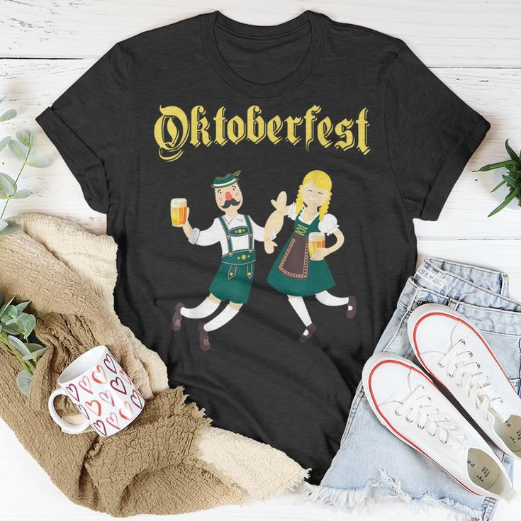 Dancing Barman And Barmaid Drinking Oktoberfest T-Shirt Funny Gifts