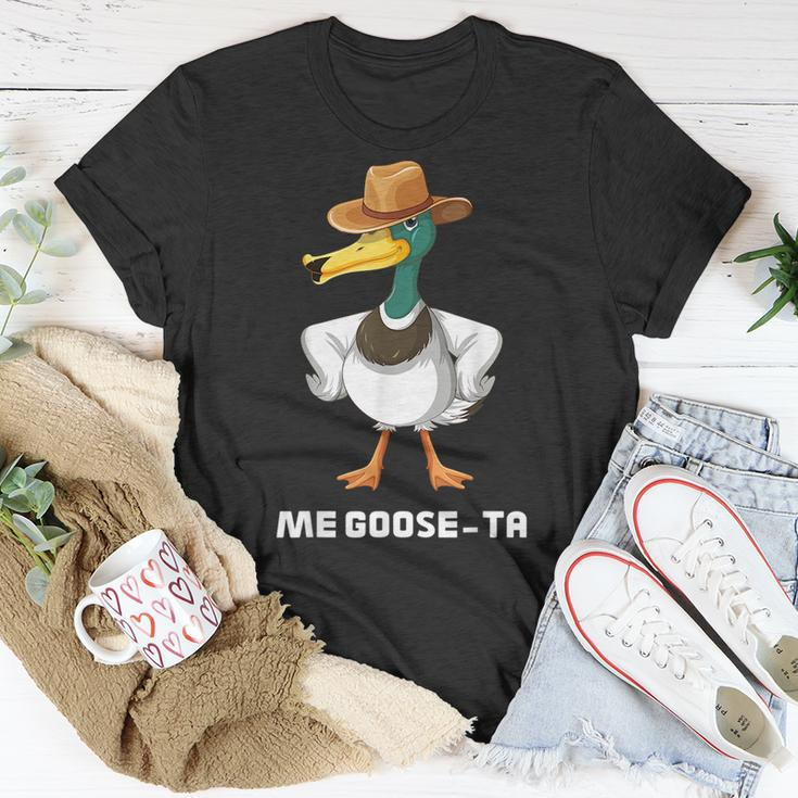 Me Goose-Ta Funny Spanish Quotes Word Pun Sayings Hispanic Unisex T-Shirt Unique Gifts