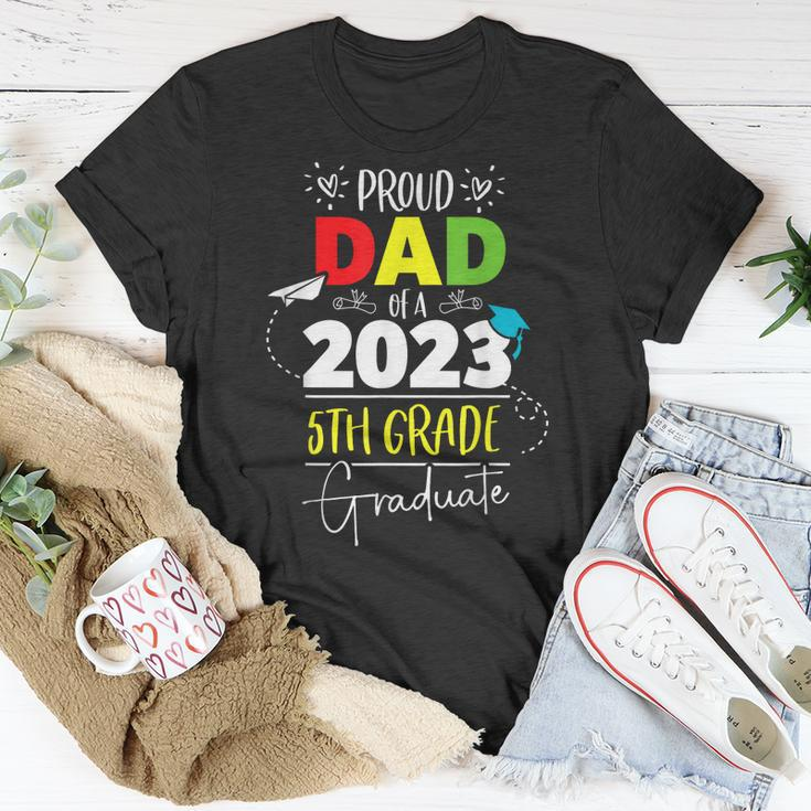 Proud Dad Of A Class Of 2023 5Th Grade Graduate Cute Heart Unisex T-Shirt Unique Gifts