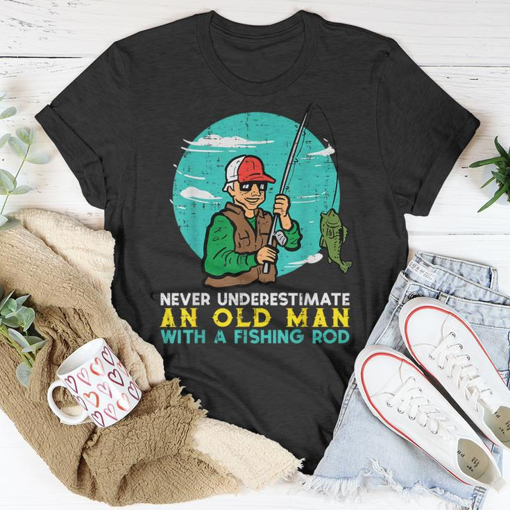 Never Underestimate Old Man Fishing Rod Fun Dad Grandpa Men T-Shirt Unique Gifts
