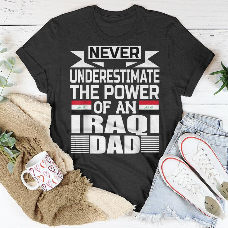 Never Underestimate The Power Of An Iraqi Dad T-Shirt Funny Gifts