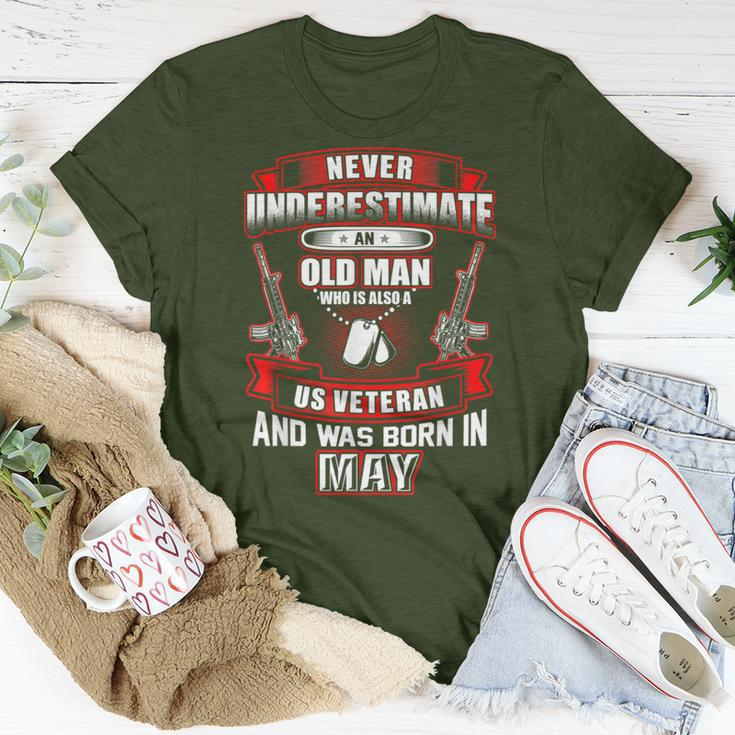 Never Underestimate An Old Us Veteran Born In May Xmas T-Shirt Funny Gifts