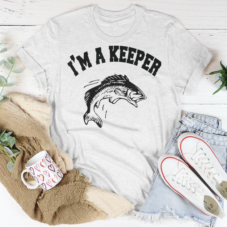 Im A Keeper Fisherman Love Fishing Funny Fish Gift Gifts For Fish Lovers Funny  Gifts Mens Back Print T-shirt