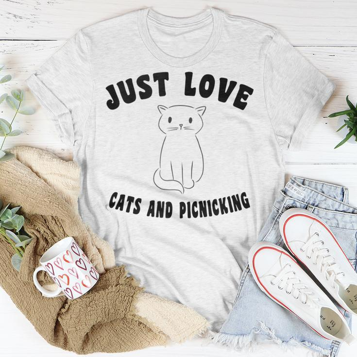 Just Love Cats And Picnicking Cat-Saying T-Shirt Unique Gifts