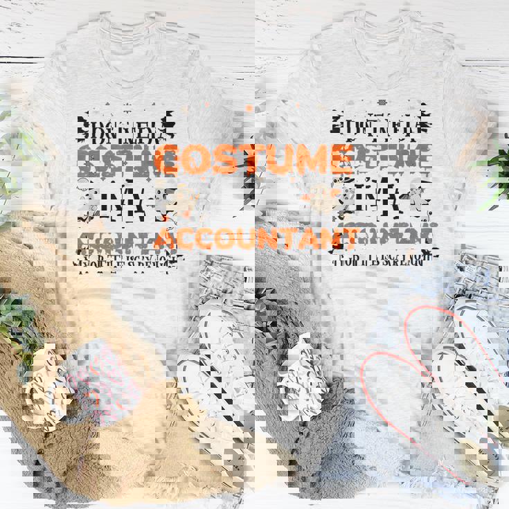 Vintage Halloween I Dont Need A Costume Accountant Halloween Funny