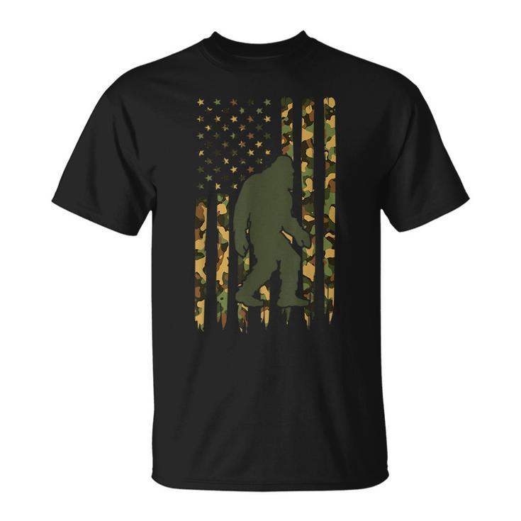 Camo Big Foot Sasquatch Vintage Bigfoot American Flag T-shirt