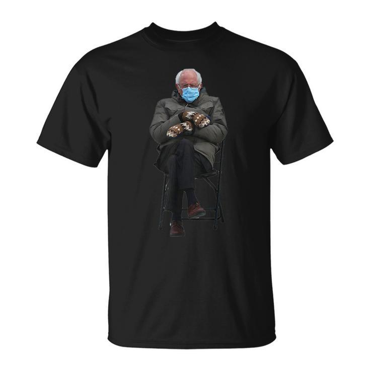 Funny Bernie Sanders Sitting In Chair Is Hilarious Unisex T-Shirt