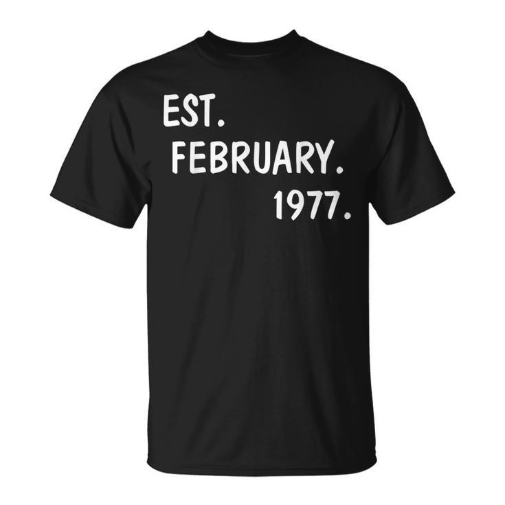 Funny Est February 1977  41St Years Old 41 Birthday Gif Unisex T-Shirt
