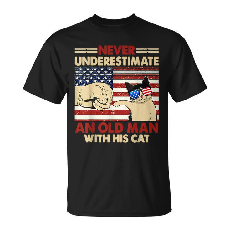 Never Underestimate An Old Man With His Cat Funny Unisex T-Shirt