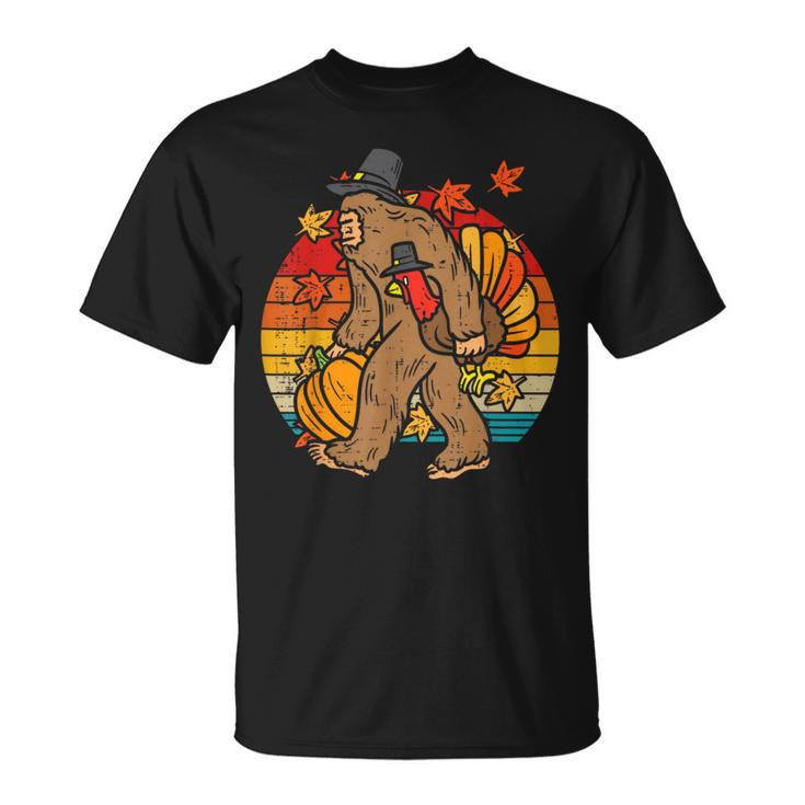 Pilgrim Bigfoot Turkey Retro Thanksgiving Sasquatch Men T-Shirt