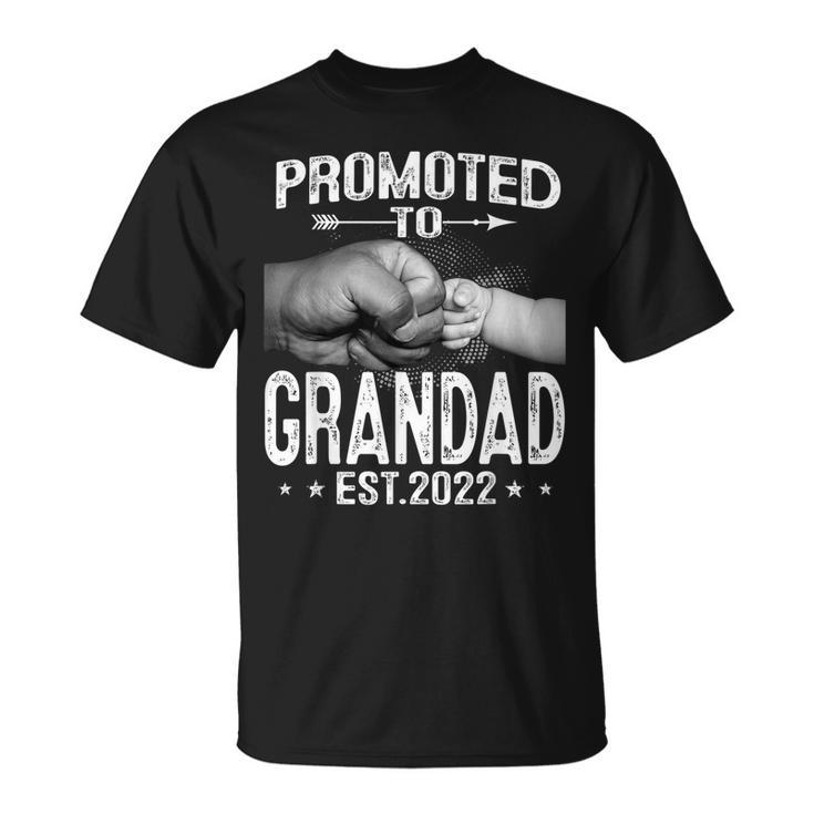 Promoted To Great Grandad 2022 Fathers Day First New Grandpa  Grandpa Funny Gifts Unisex T-Shirt