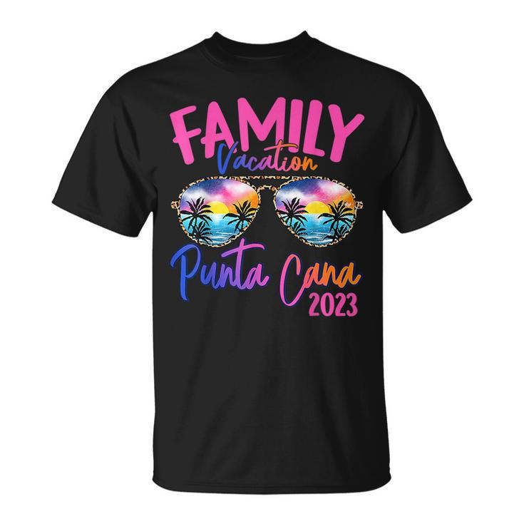 Punta Cana Dominican 2023 Sunglasses Theme Family Vacation  Unisex T-Shirt