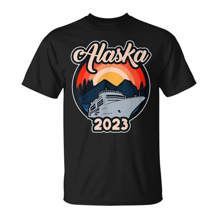 Retro Alaskan Cruise 2023 | Cruising To Alaska Boat Ship  Unisex T-Shirt