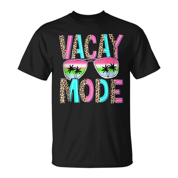 Vacay Mode Summer Family Vacation Sunglasses Palm Tree Beach  Family Vacation Funny Designs Funny Gifts Unisex T-Shirt