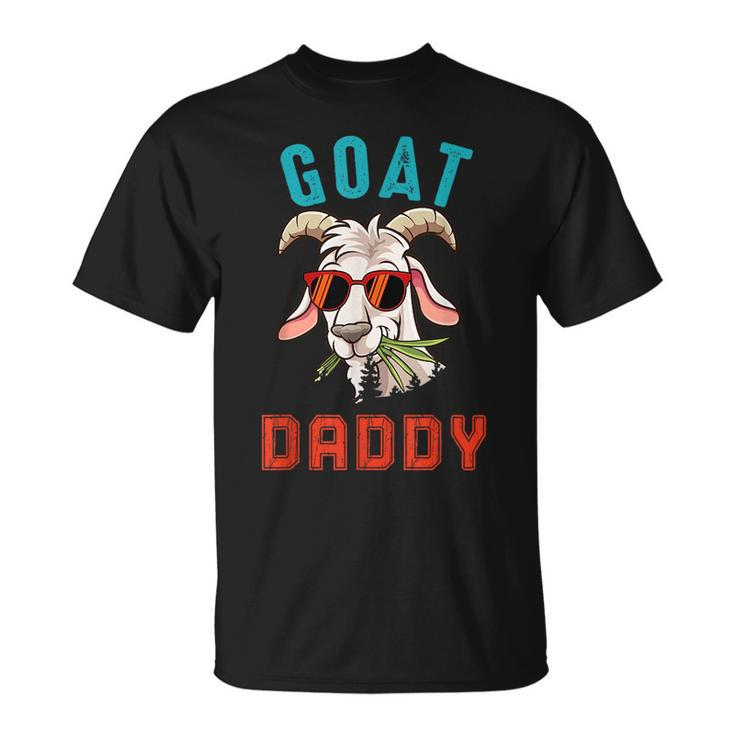 Vintage Goat Funny Daddy Cute Goat Sunglasses Farmer Family  Unisex T-Shirt