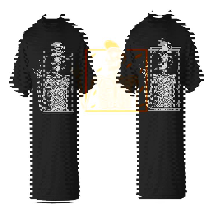 Vintage Halloween Skeleton Rock On Hand Skeleton Men Boys T-Shirt